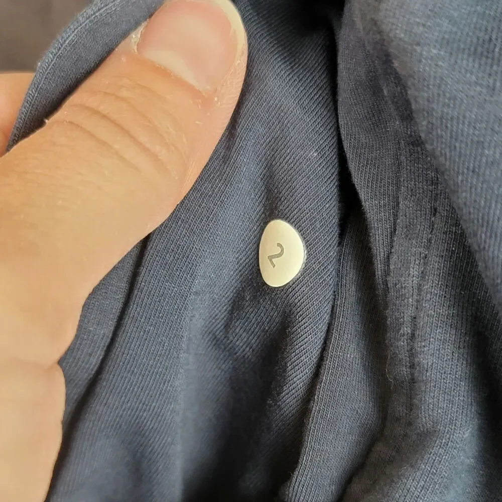 Lululemon Belle Wrap Asymmetrical Sweatshirt in Navy Blue, sz 2